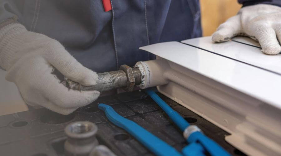Burst Pipe Repair in Newark, IL
